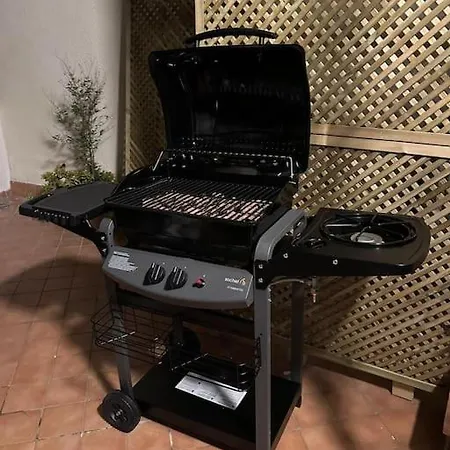 L'attichetto Di Via Padova 아파트